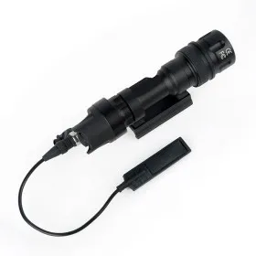 TORCIA FUCILE SOFTAIR LED 180 LUMEN WEAPON SF M952V ATTACCO RIS 20MM NERA EL-EX192B ELEMENT